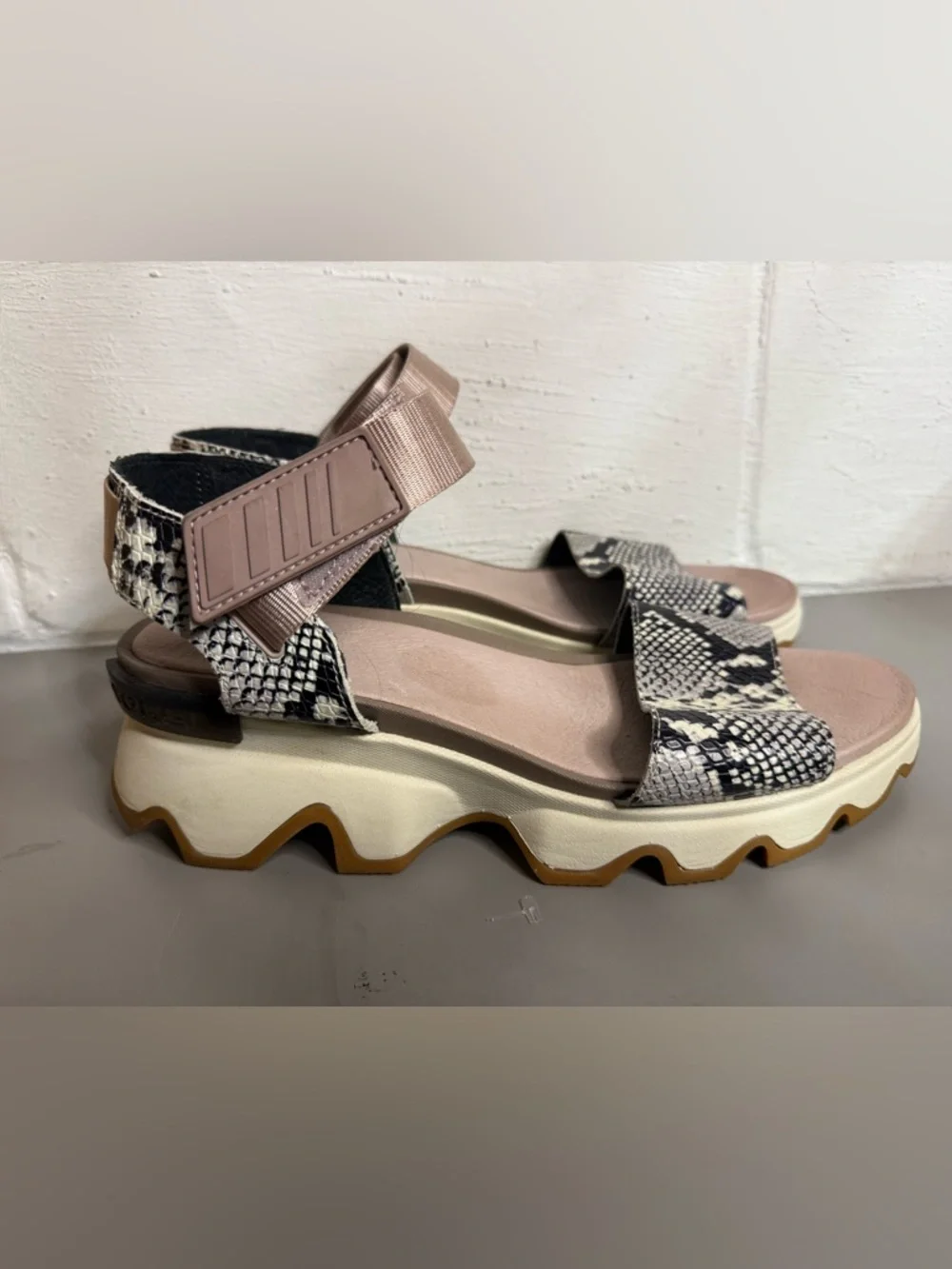 Sorel Women's Kinetic sandals - Picture 5 of 8